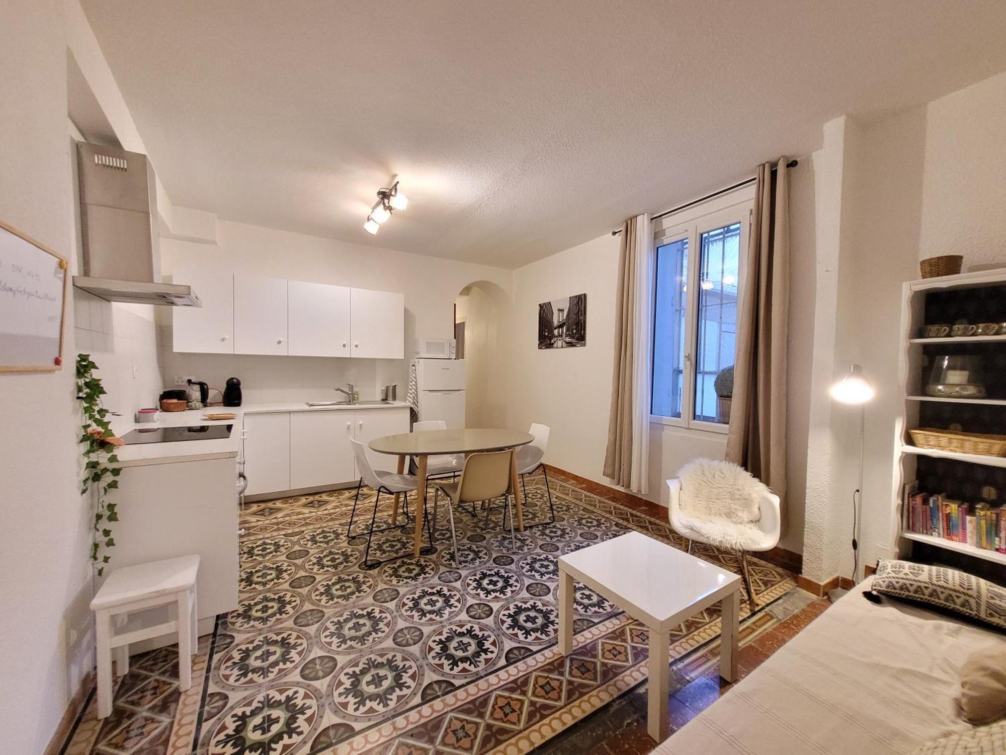 Apartment Vacances, Business & Etudiants